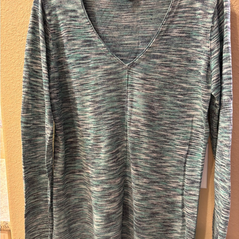 Tommy Bahama Fitted Long Sleeve Teal/Gray Knit Top
